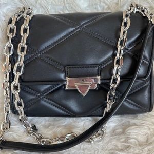 Micheal Kors Black med bag New